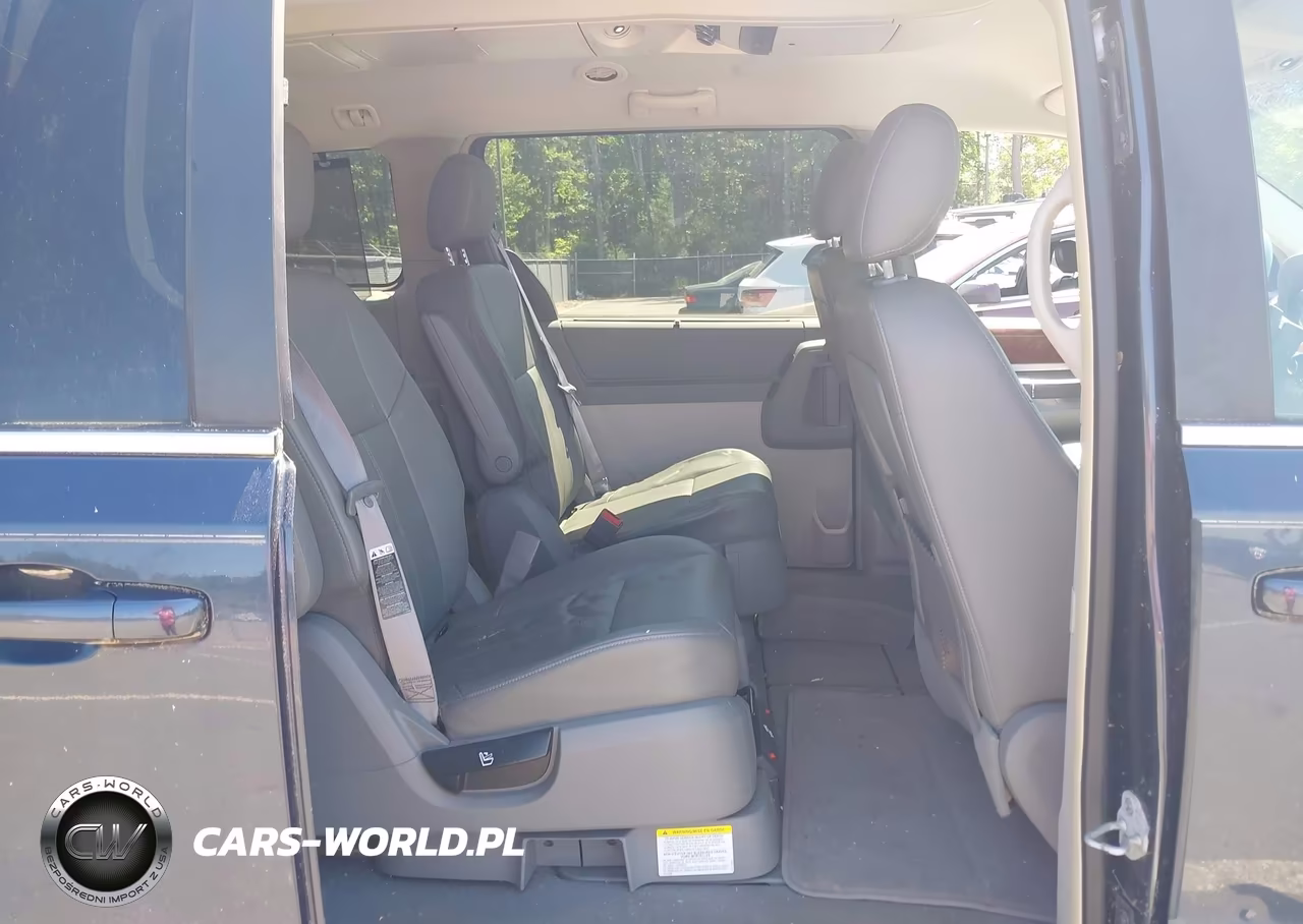 2009 Chrysler Town & Country Touring VIN:2A8HR54119R506036 - 8