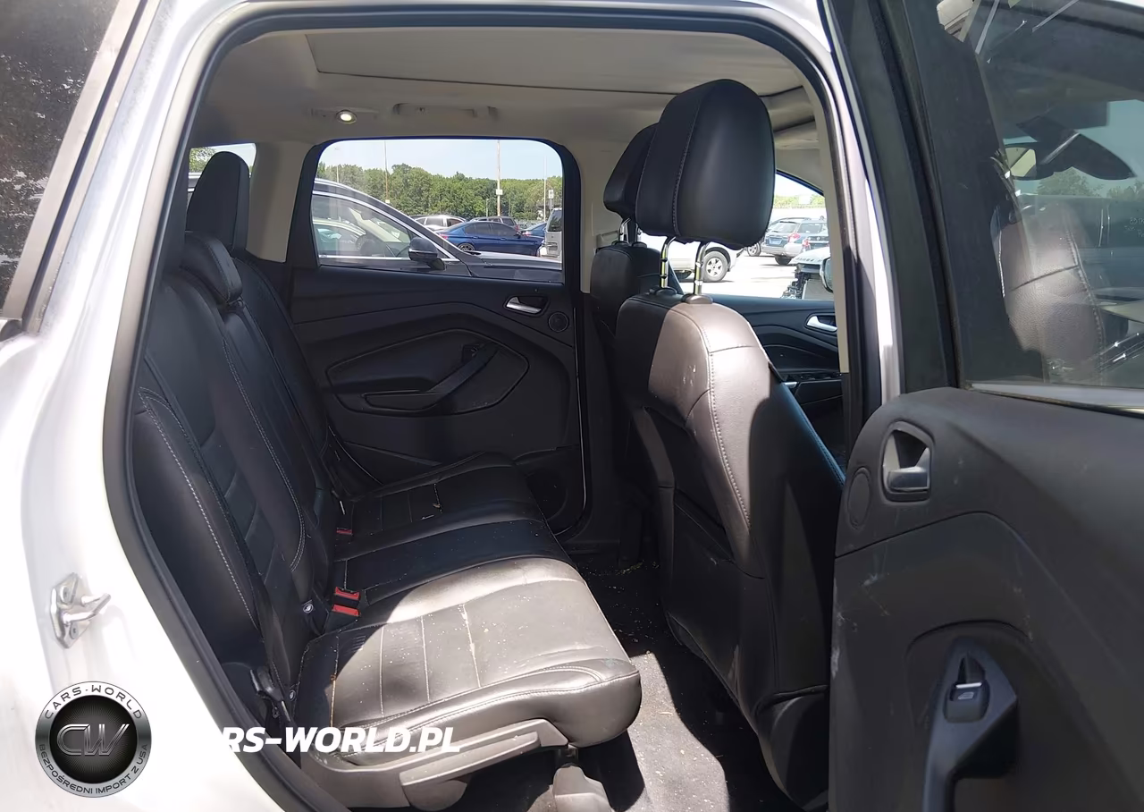 2015 Ford Escape Titanium VIN:1FMCU9J98FUB55069 - 8