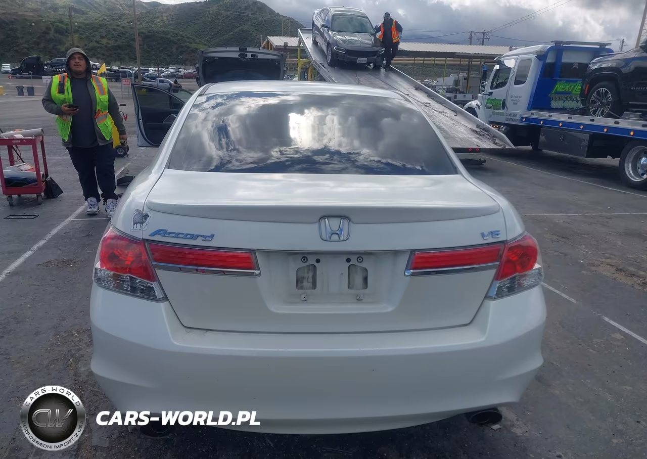 2011 Honda Accord 3.5 Ex VIN:5KBCP3F73BB004676 - 16