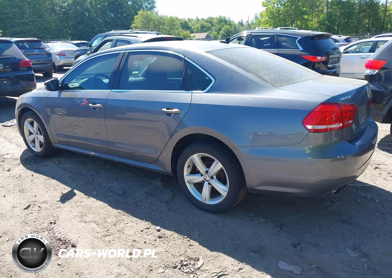 2014 Volkswagen Passat 1.8T Se VIN:1VWBT7A33EC062366 - 3
