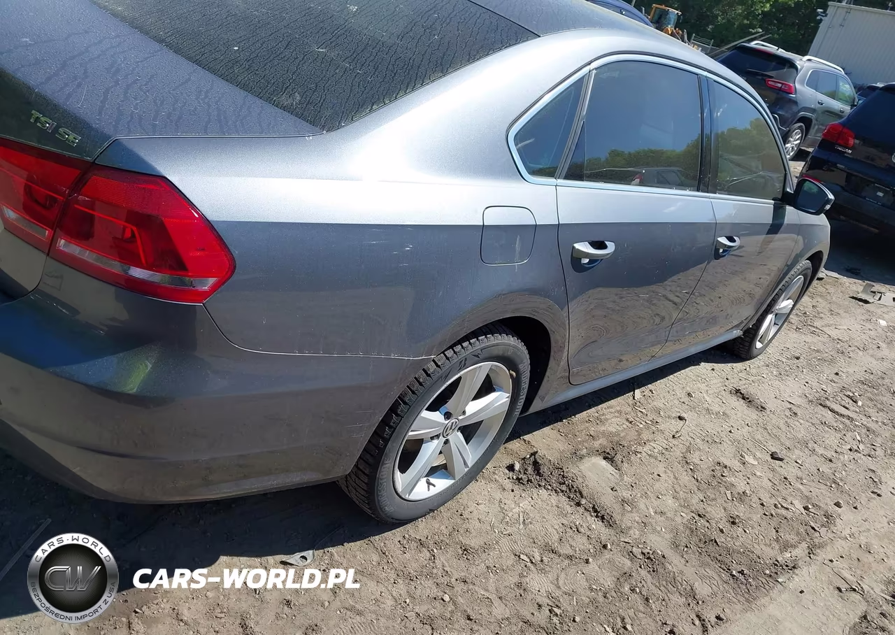 2014 Volkswagen Passat 1.8T Se VIN:1VWBT7A33EC062366 - 4