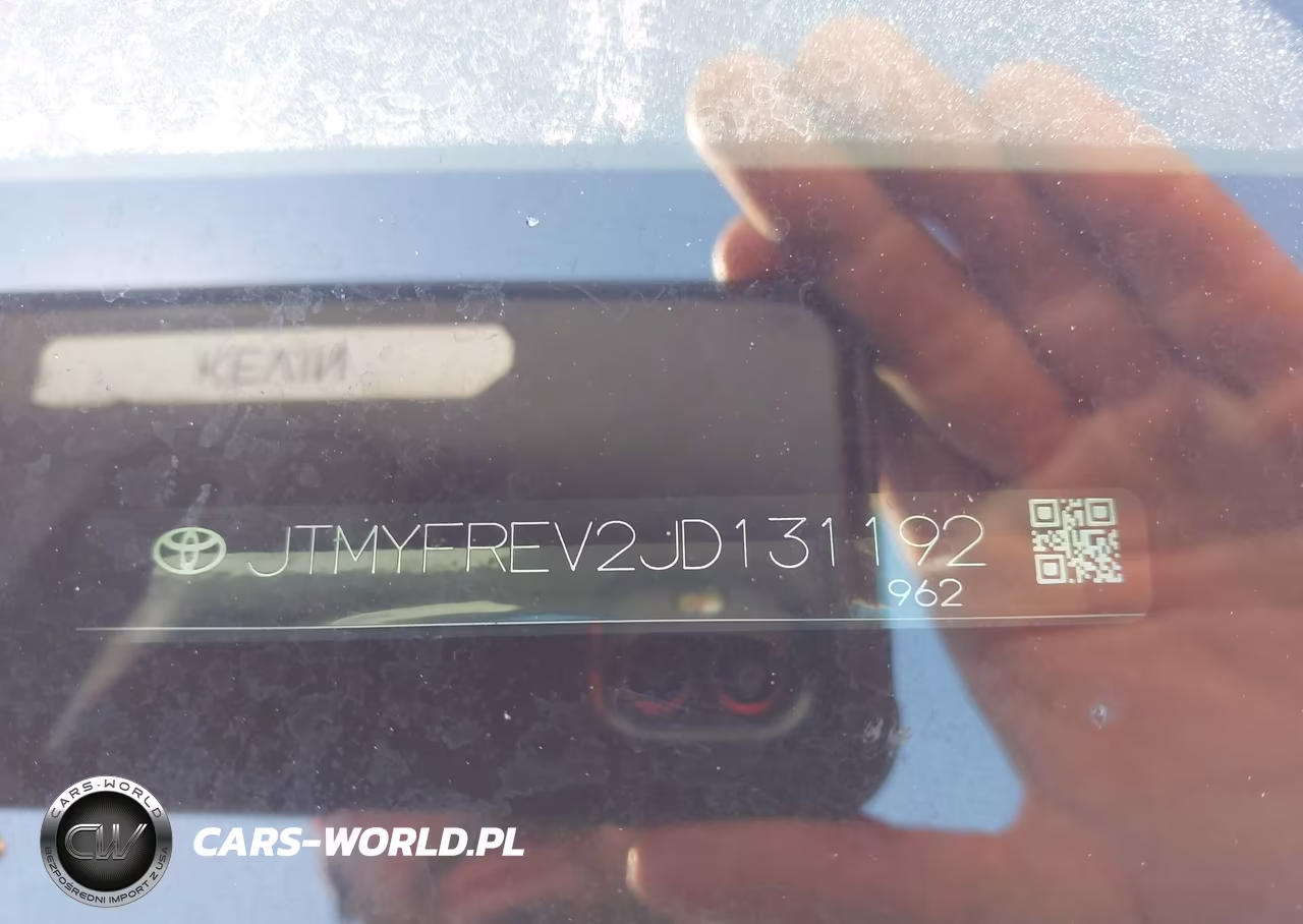 2018 Toyota Rav4 Limited VIN:JTMYFREV2JD131192 - 17