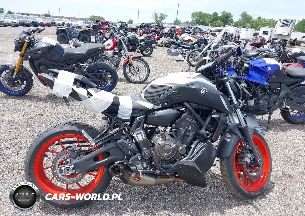 2019 Yamaha Mt07 VIN:JYARM27E9KA004128 - 11
