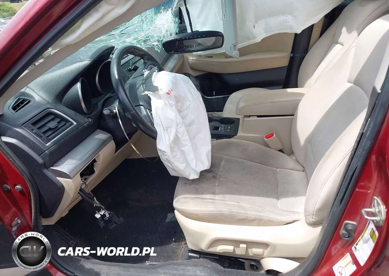 2015 Subaru Outback 2.5I Premium VIN:4S4BSAEC3F3216746 - 5