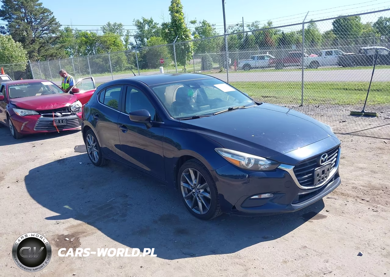 2018 Mazda Mazda3 Touring – zdjęcie 1 z 16