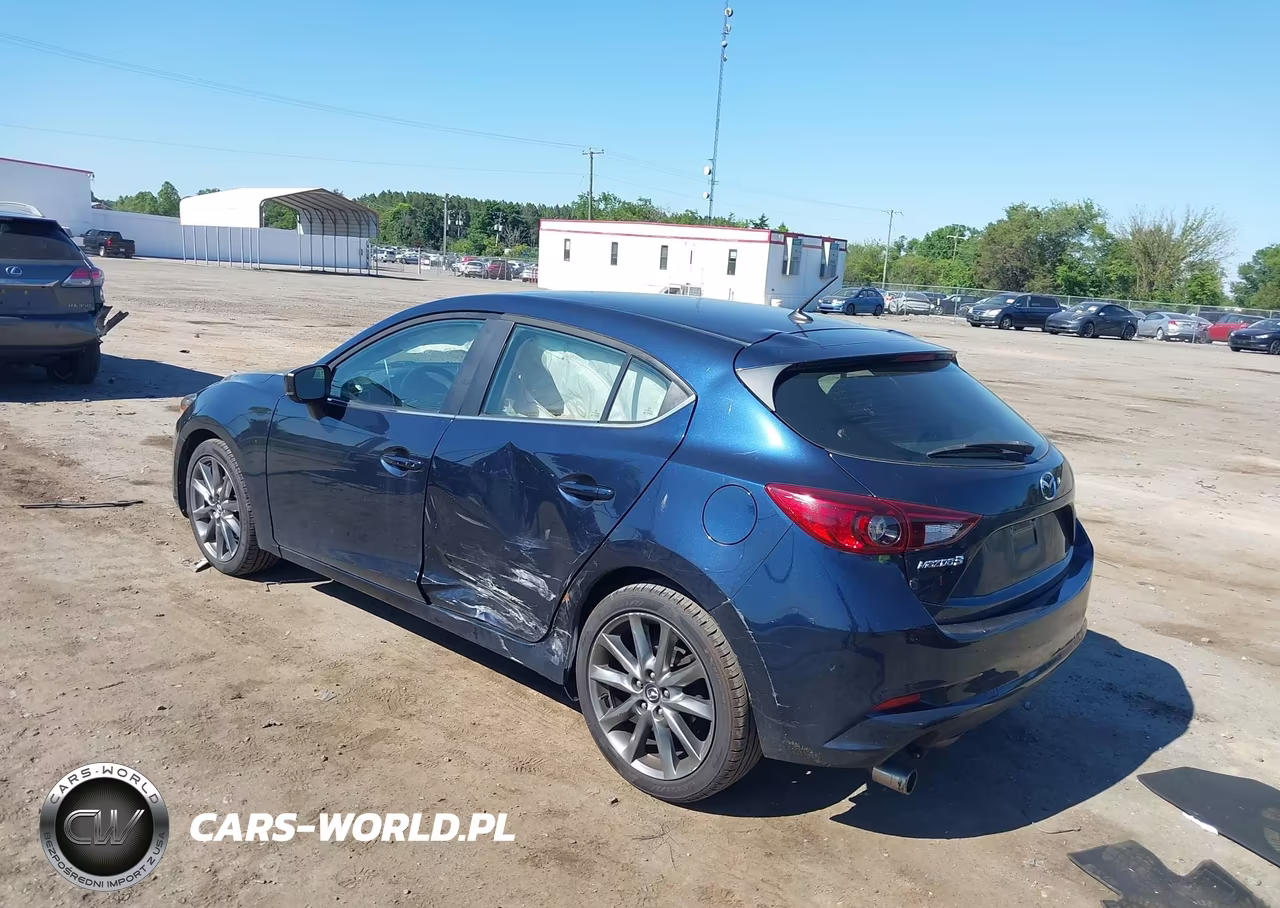 2018 Mazda Mazda3 Touring VIN:3MZBN1L33JM258286 - 3