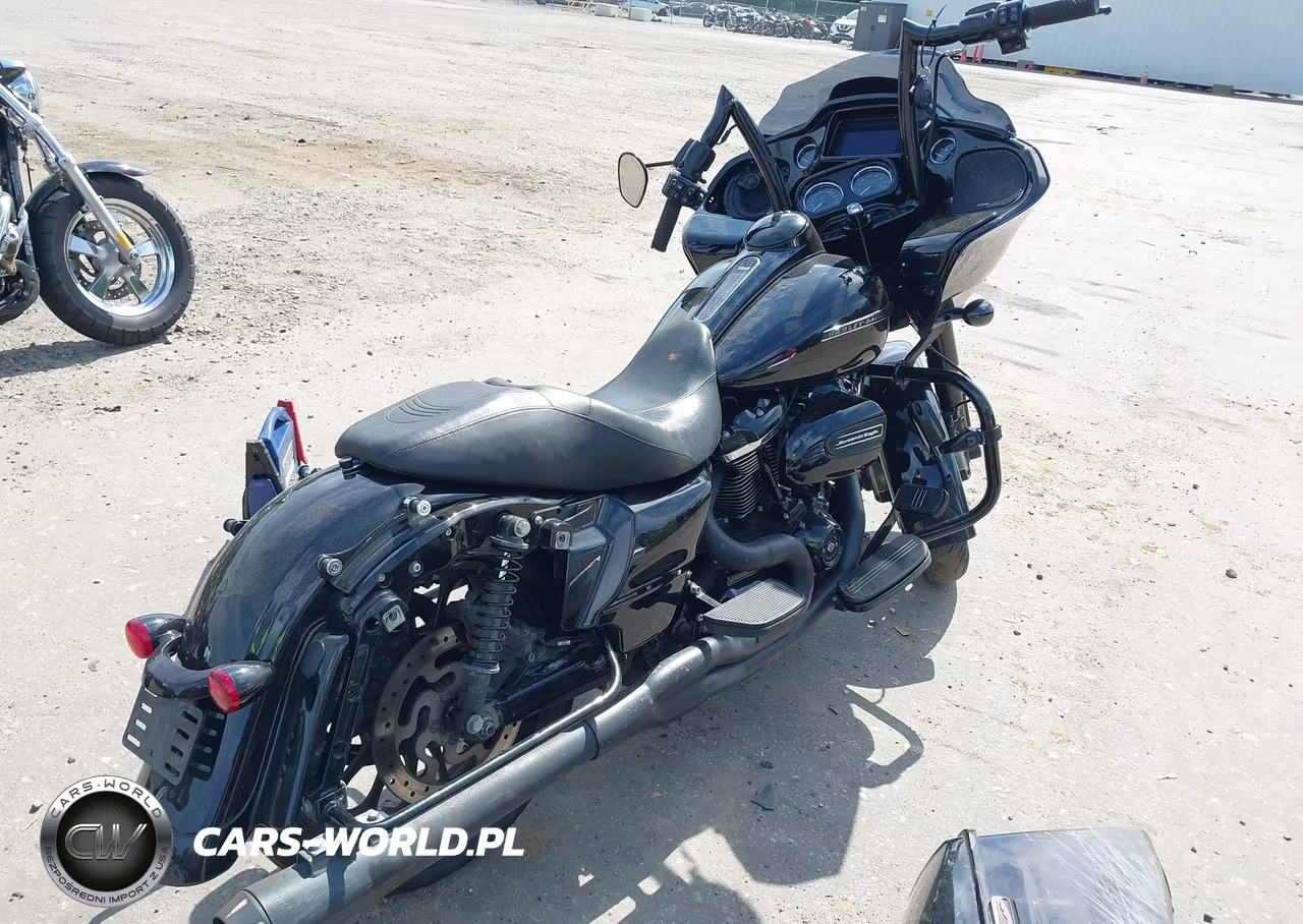 2019 Harley-Davidson Fltrxs VIN:1HD1KTP12KB606999 - 4