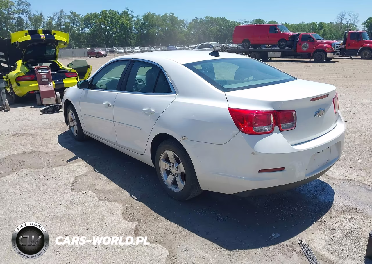 2013 Chevrolet Malibu 1Ls VIN:1G11B5SA0DF267104 - 3