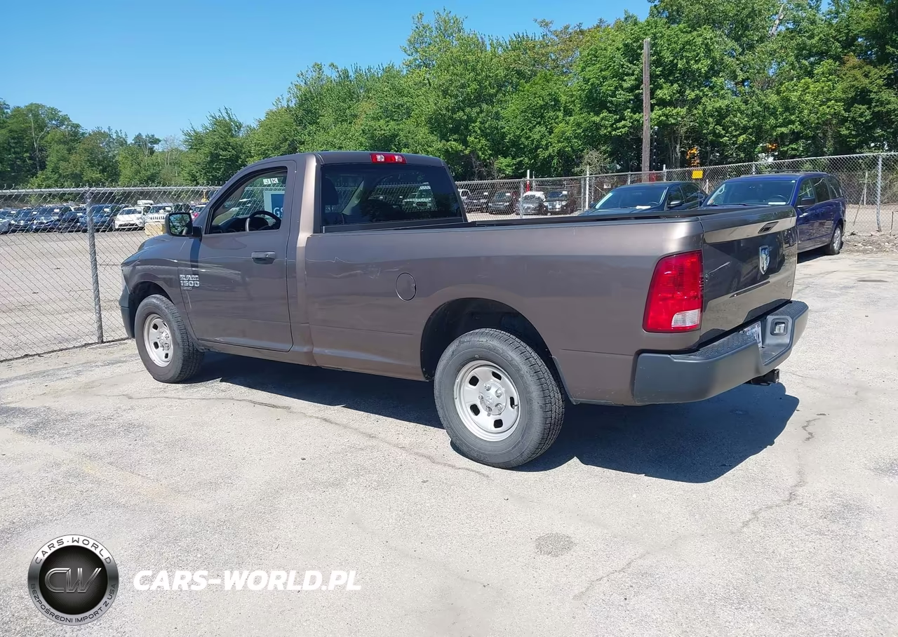 2019 Ram 1500 Classic Tradesman 4X2 8' Box VIN:3C6JR6DG2KG589529 - 3