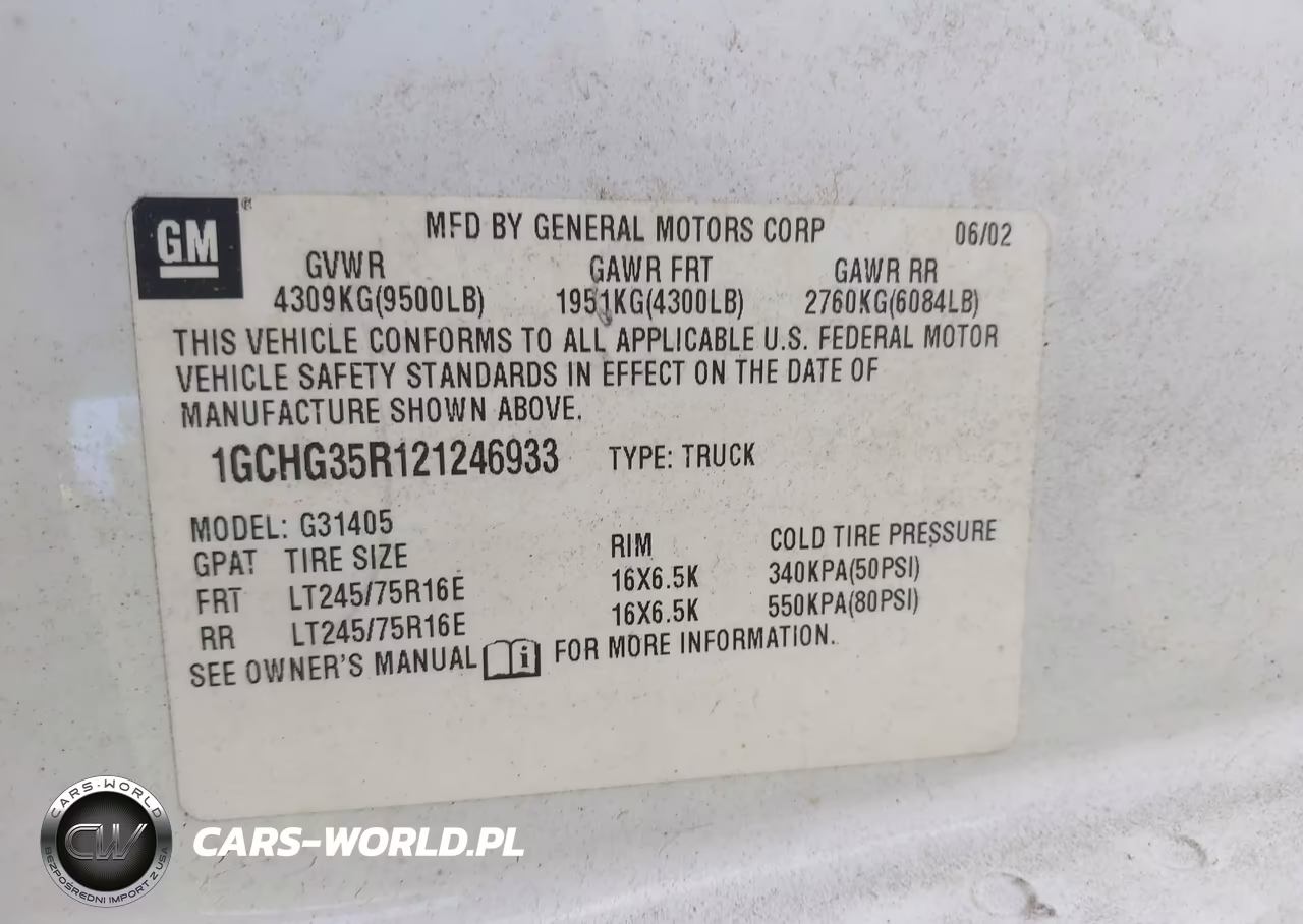 2002 Chevrolet Express VIN:1GCHG35R121246933 - 9