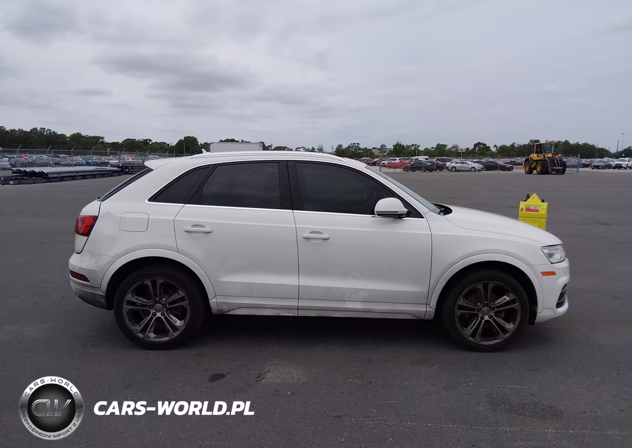 2016 Audi Q3 2.0T Premium Plus VIN:WA1BFCFS2GR018775 - 13