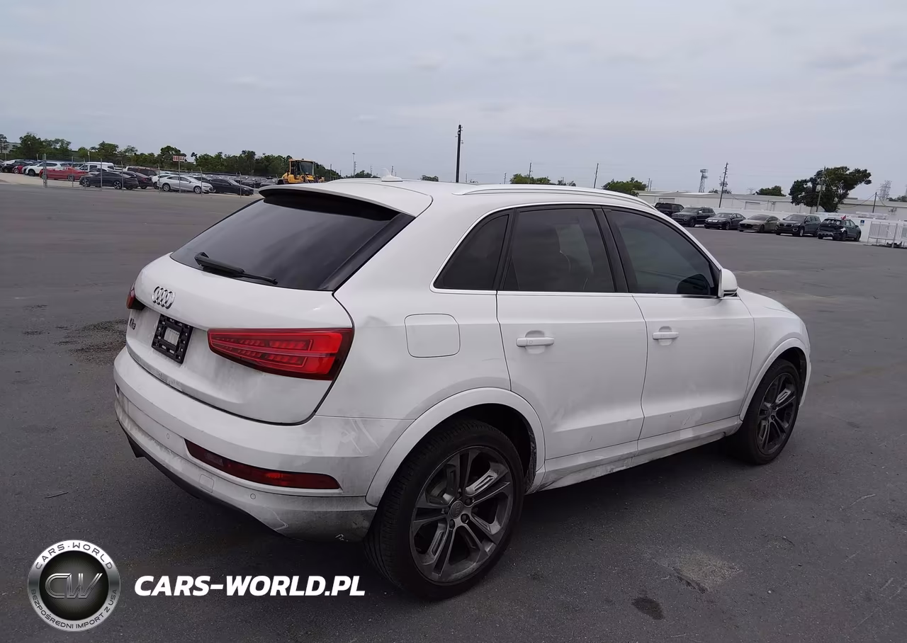 2016 Audi Q3 2.0T Premium Plus VIN:WA1BFCFS2GR018775 - 4