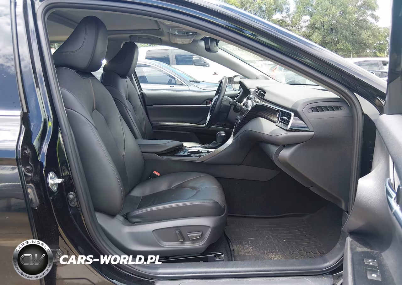 2020 Toyota Camry Xle Hybrid VIN:4T1F31AKXLU542450 - 5