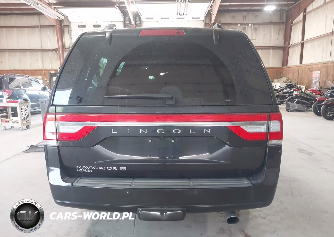 2015 Lincoln Navigator L VIN:5LMJJ3JT9FEJ07144 - 17