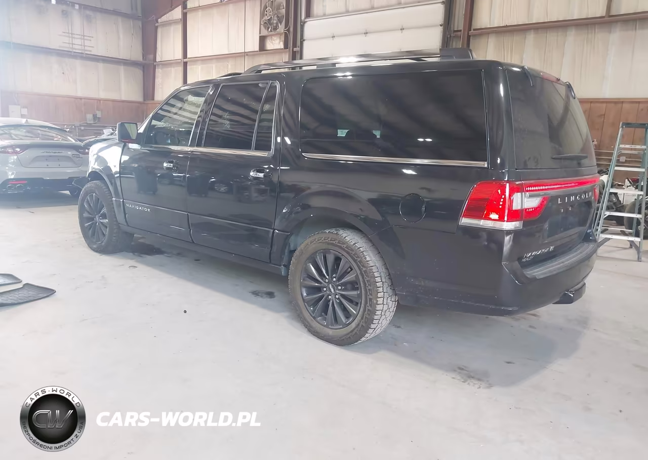 2015 Lincoln Navigator L VIN:5LMJJ3JT9FEJ07144 - 3