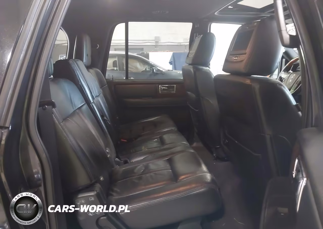 2015 Lincoln Navigator L VIN:5LMJJ3JT9FEJ07144 - 8