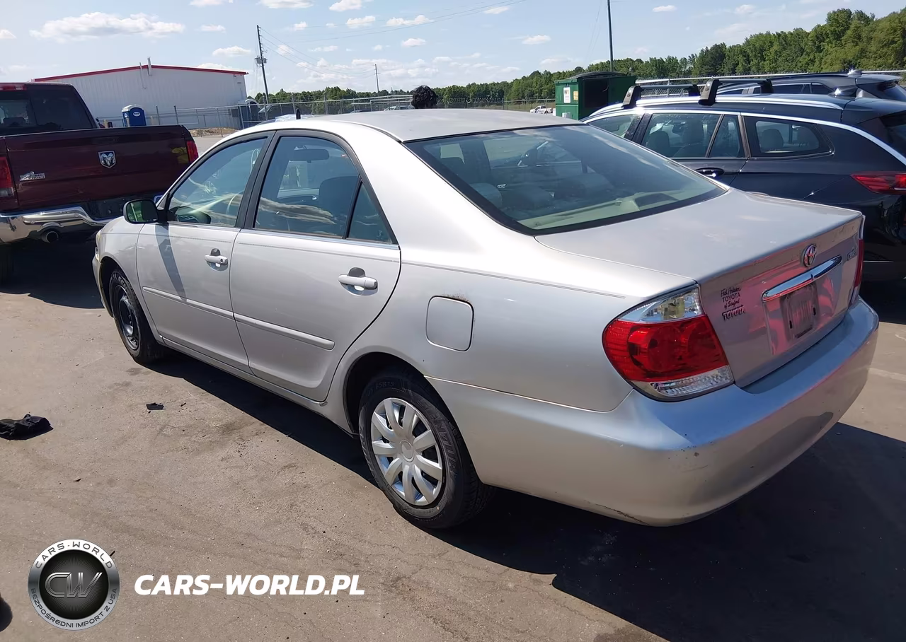 2005 Toyota Camry Std VIN:4T1BE32KX5U388263 - 3