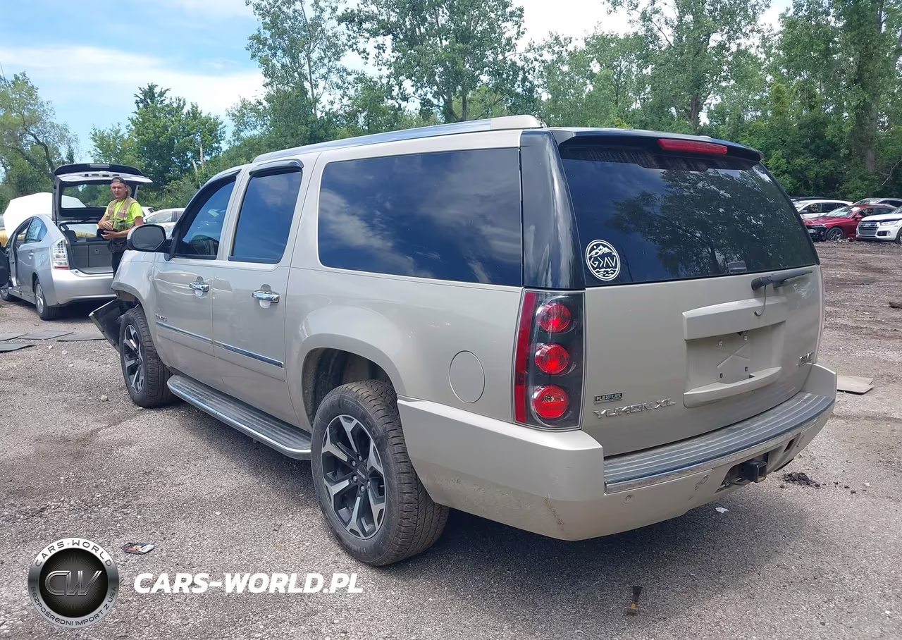 2012 GMC Yukon Xl 1500 Denali VIN:1GKS2MEF0CR217141 - 3