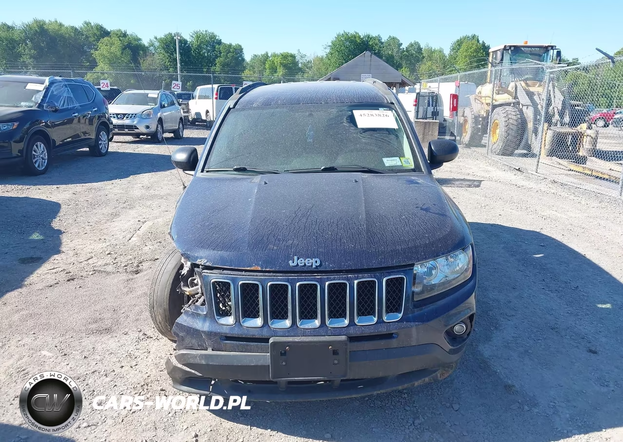 2015 Jeep Compass Sport VIN:1C4NJCBA7FD208873 - 12