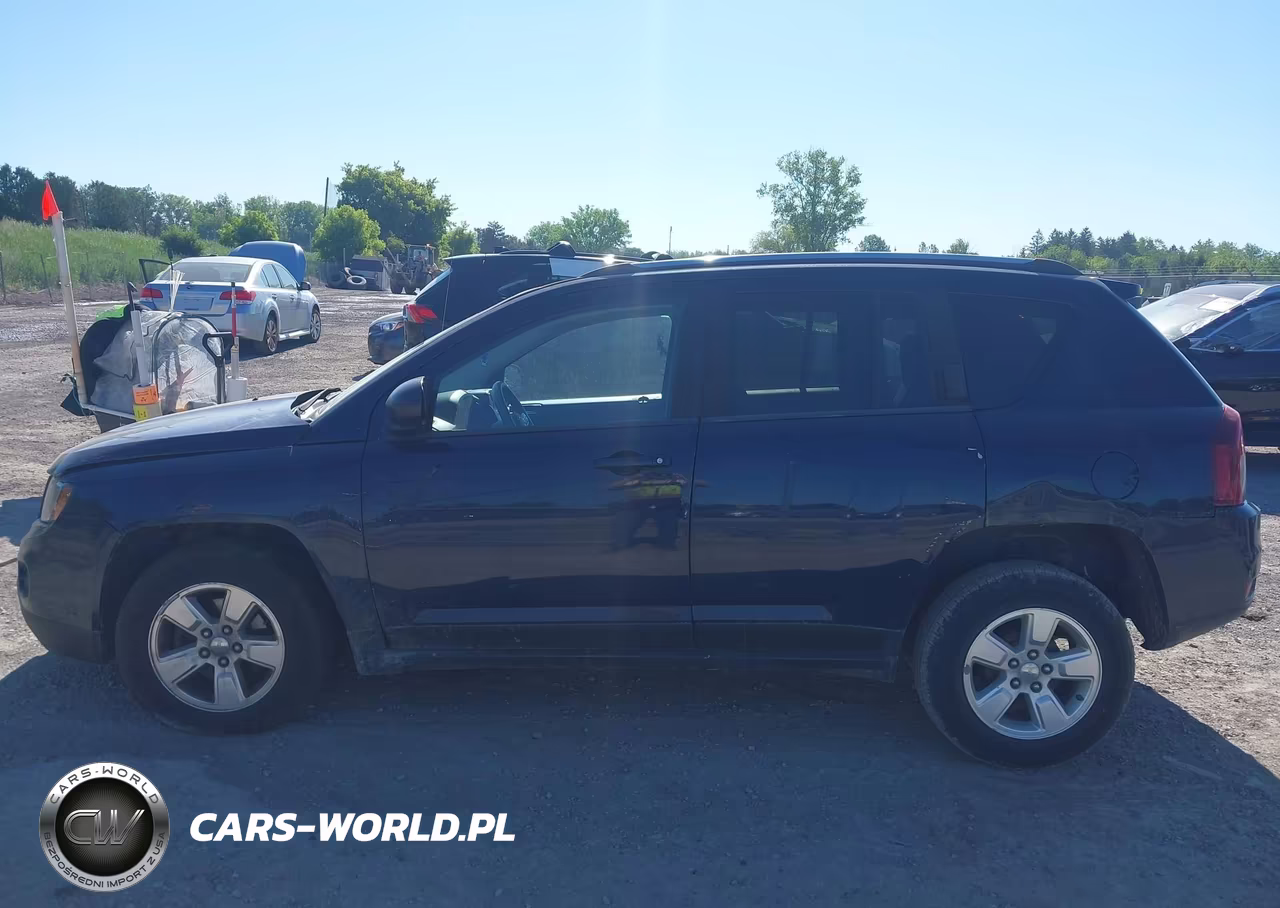 2015 Jeep Compass Sport VIN:1C4NJCBA7FD208873 - 14