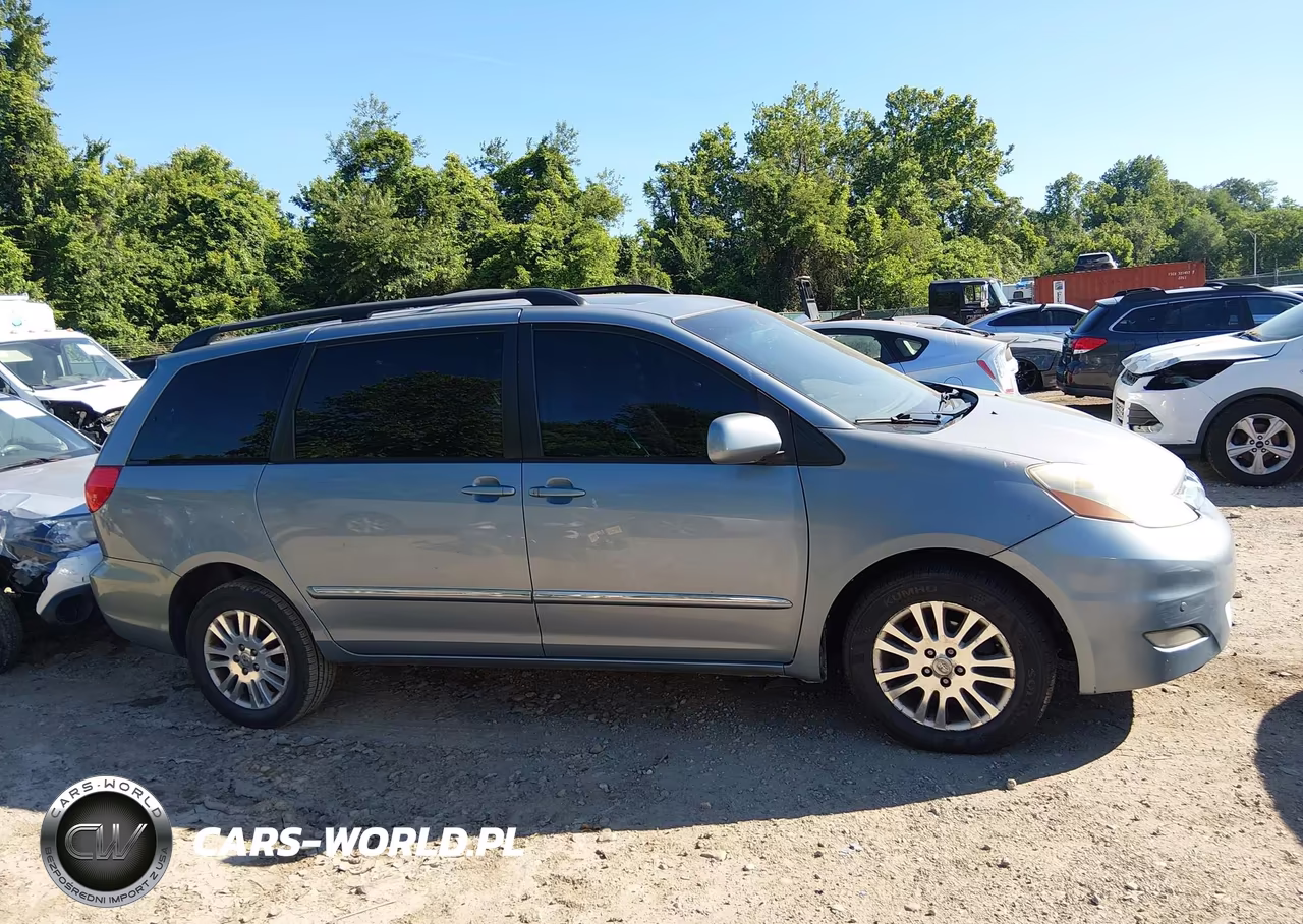 2010 Toyota Sienna Limited VIN:5TDDK4CC8AS028961 - 13