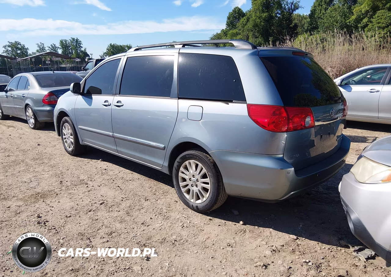 2010 Toyota Sienna Limited VIN:5TDDK4CC8AS028961 - 3
