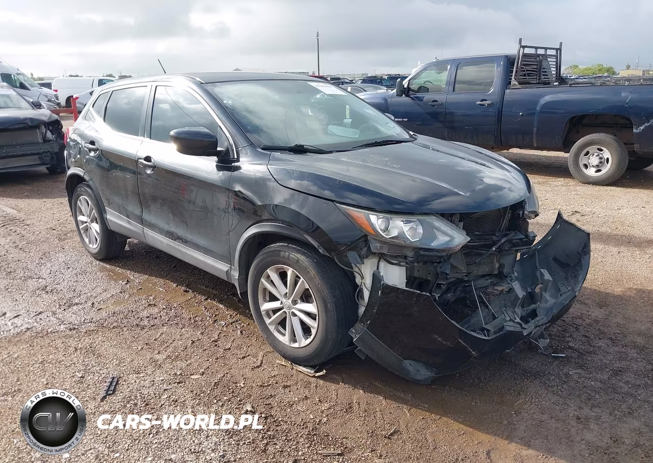 2017 Nissan Rogue Sport S