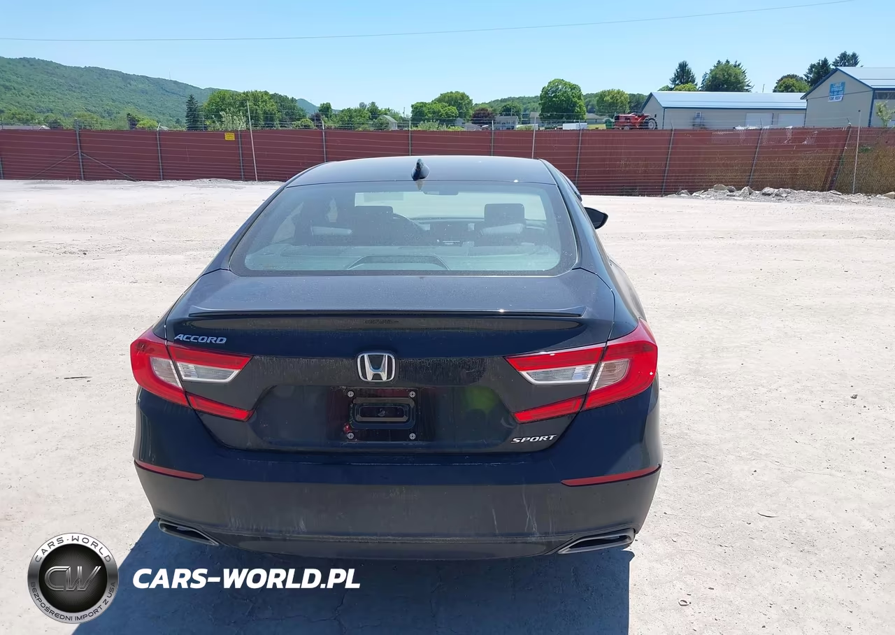 2018 Honda Accord Sport VIN:1HGCV1E39JA071167 - 17