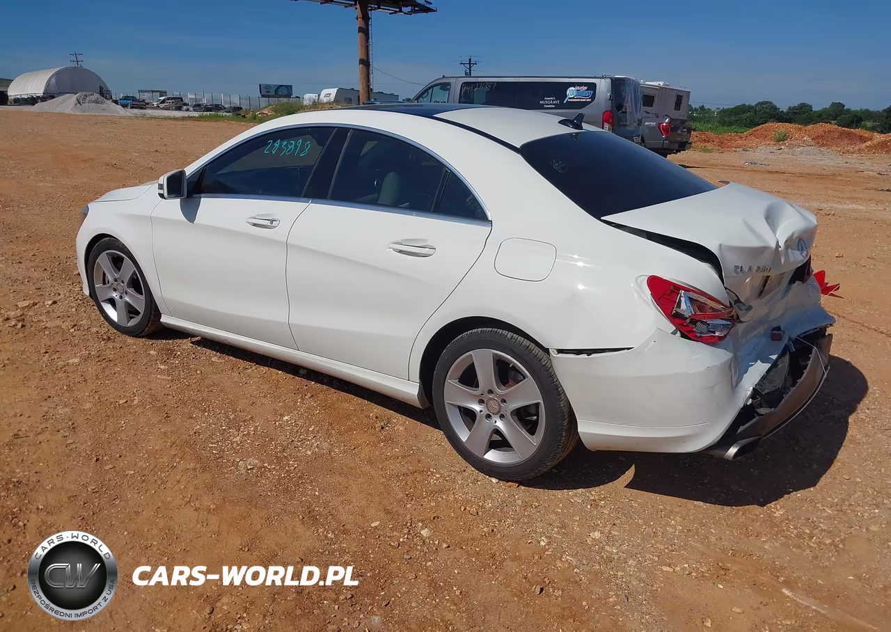 2016 Mercedes-Benz Cla 250 VIN:WDDSJ4EB0GN303970 - 3