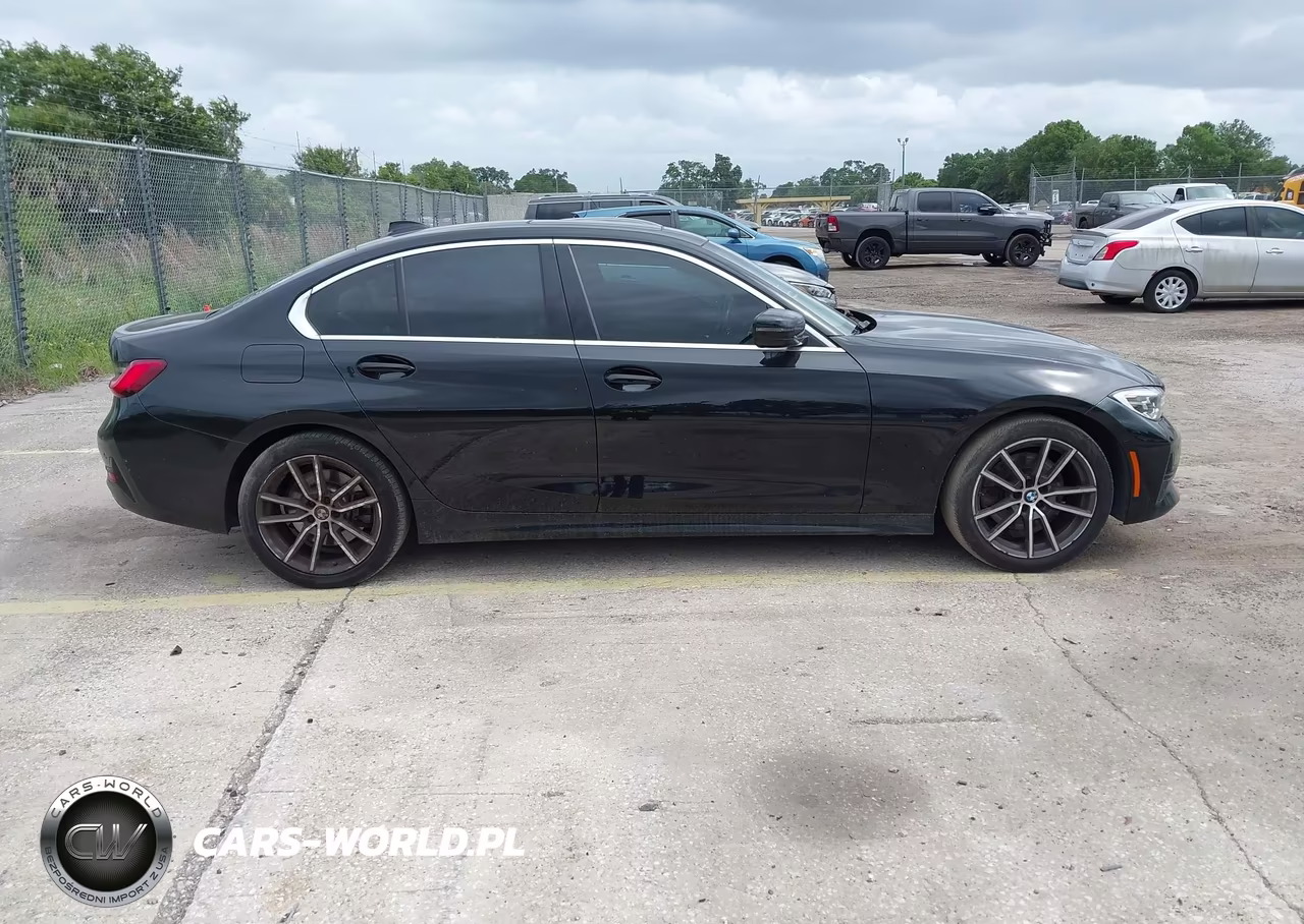 2021 BMW 330I VIN:3MW5R1J04M8C18581 - 13