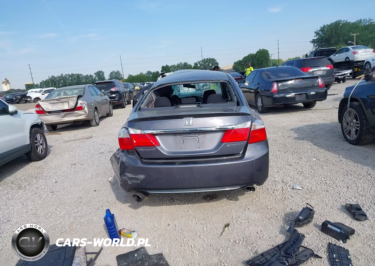 2014 Honda Accord Sport VIN:1HGCR2F54EA024693 - 17