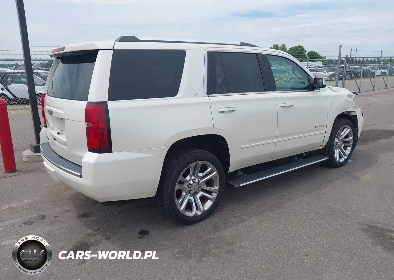 2015 Chevrolet Tahoe Ltz VIN:1GNSKCKC2FR521549 - 4