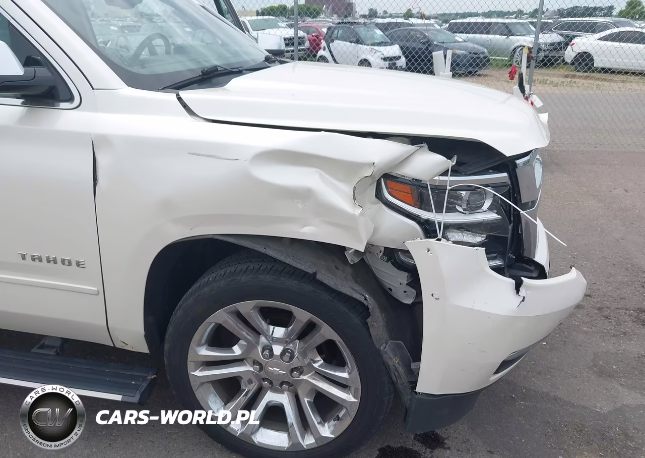 2015 Chevrolet Tahoe Ltz VIN:1GNSKCKC2FR521549 - 6