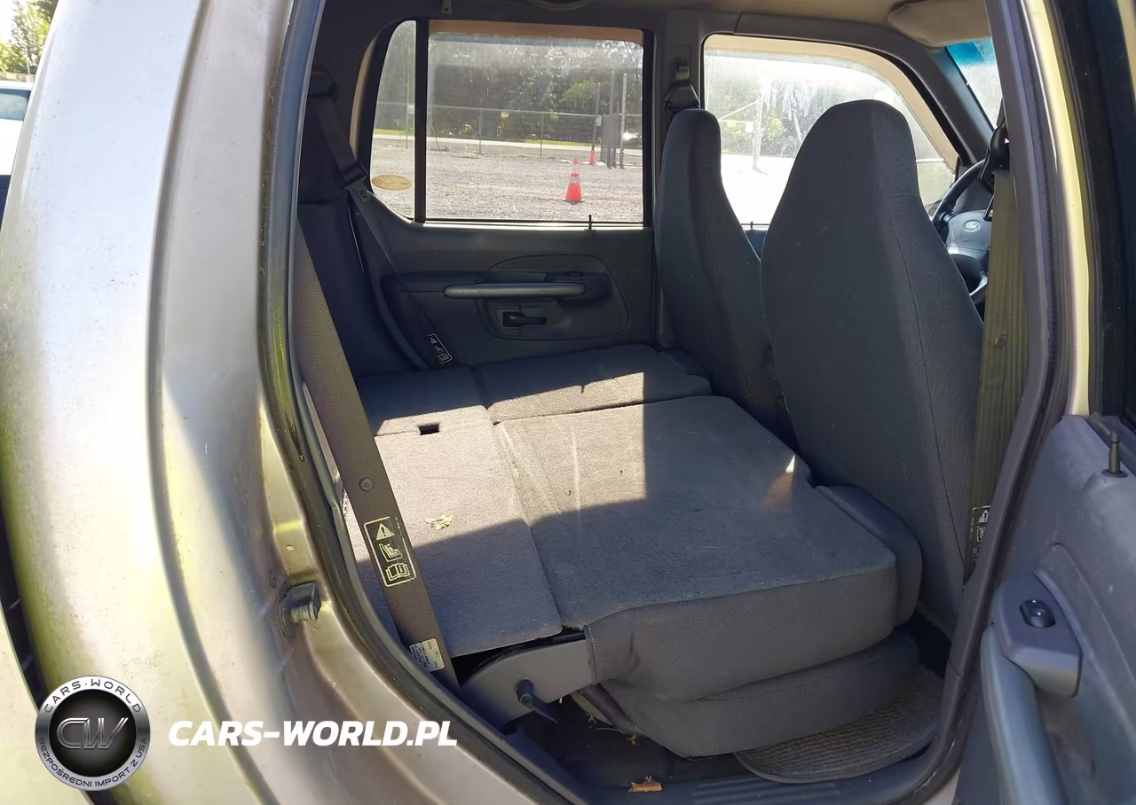 2002 Ford Explorer Sport Trac VIN:1FMZU67E02UD73532 - 8