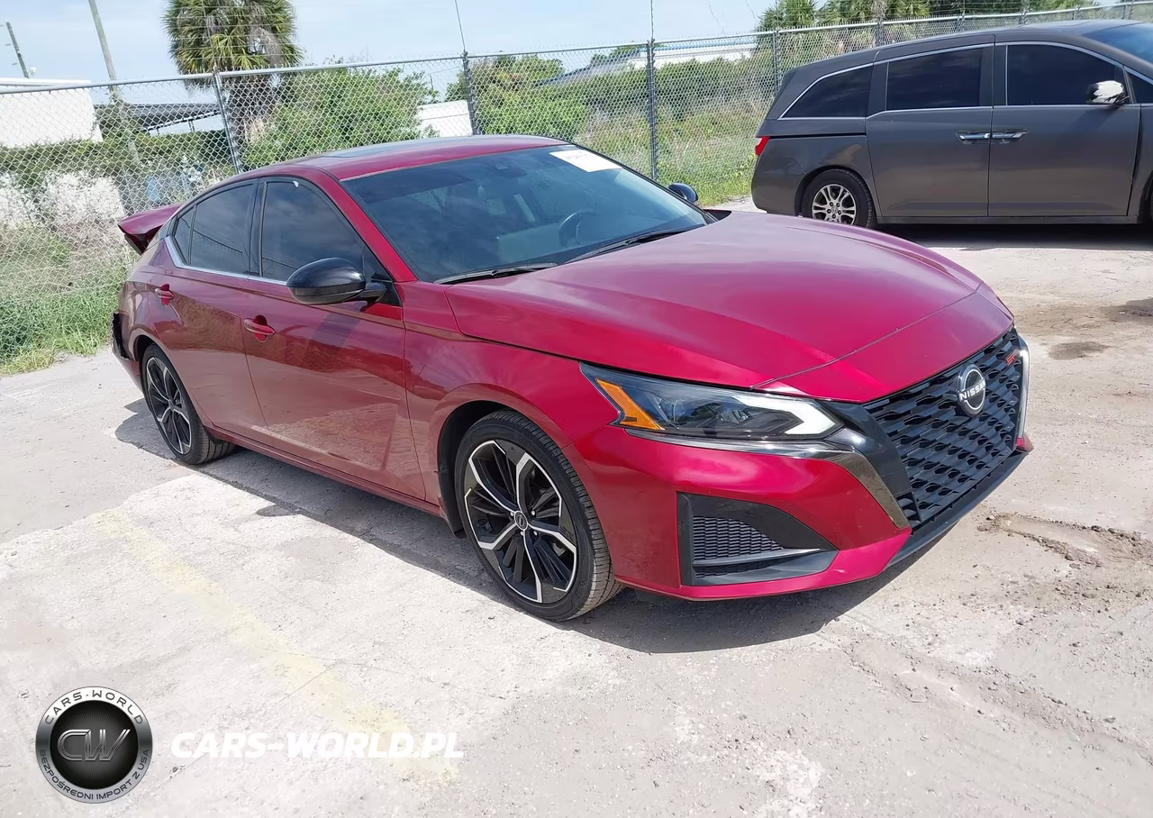 2023 Nissan Altima Sr Fwd – zdjęcie 1 z 16