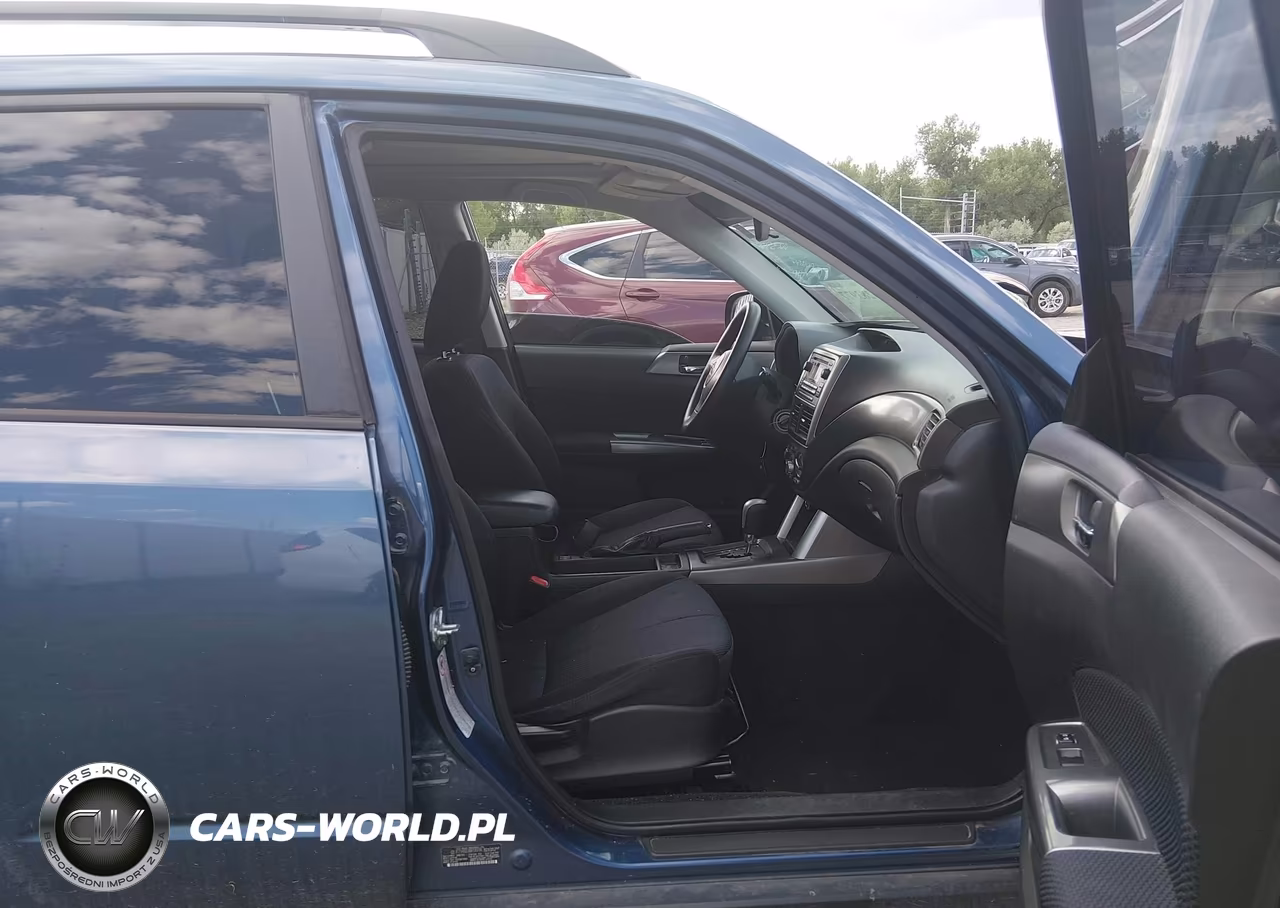 2011 Subaru Forester 2.5X Premium VIN:JF2SHADC8BH720096 - 5