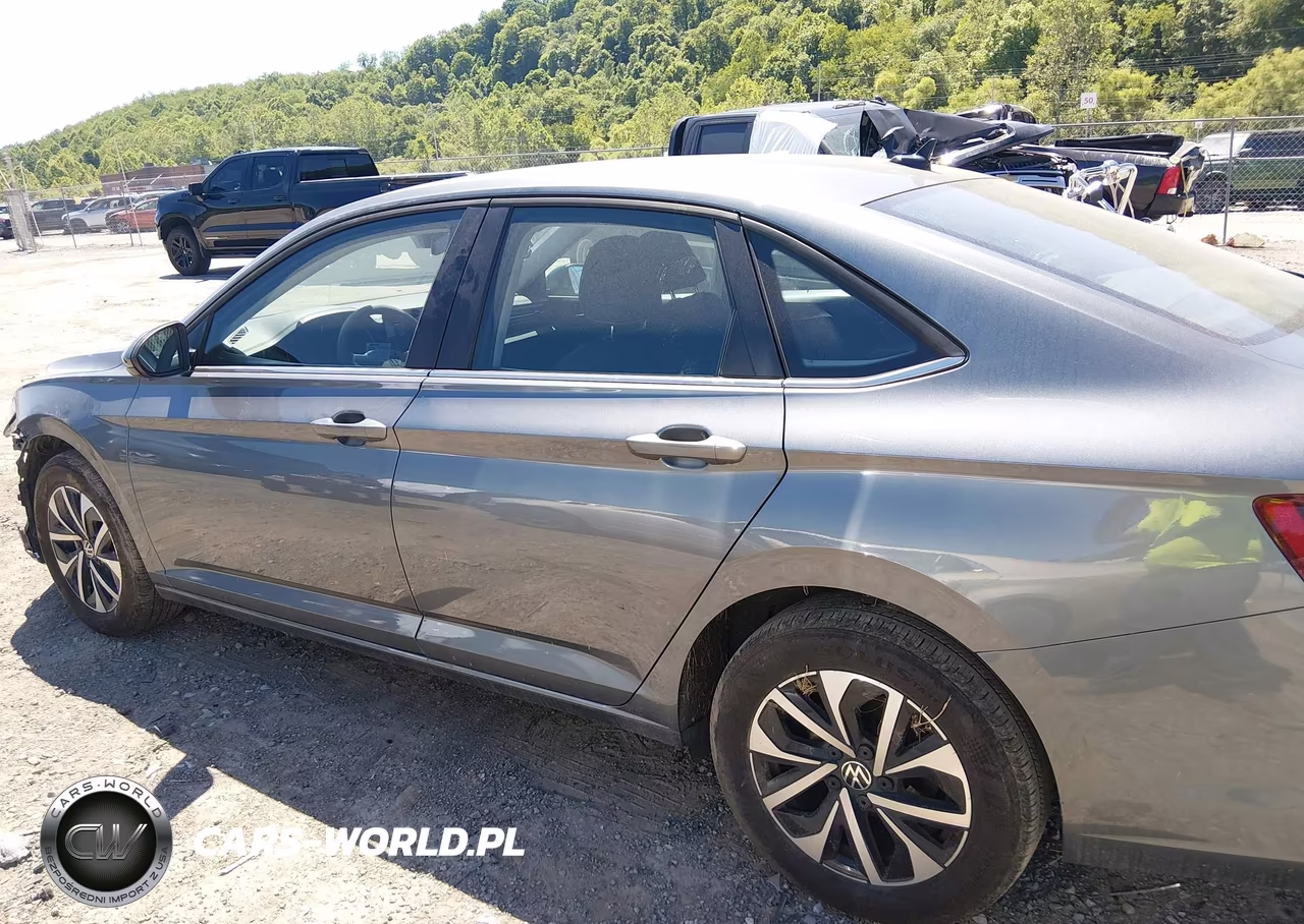 2025 Volkswagen Jetta 1.5T S VIN:3VW5X7BU4SM034272 - 15
