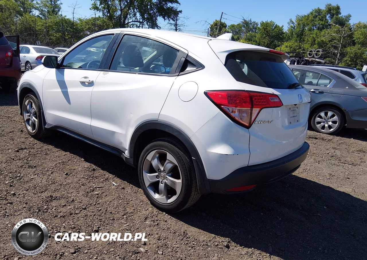 2018 Honda Hr-V Lx VIN:3CZRU6H37JM700197 - 3