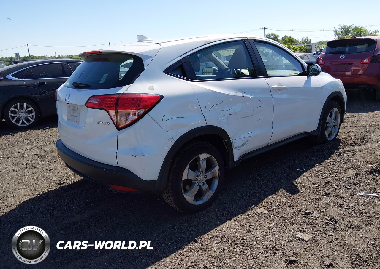 2018 Honda Hr-V Lx VIN:3CZRU6H37JM700197 - 4