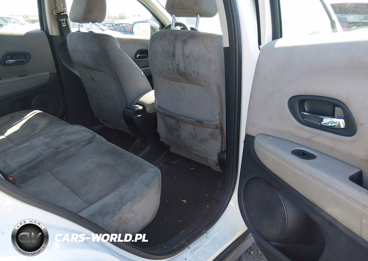 2018 Honda Hr-V Lx VIN:3CZRU6H37JM700197 - 8