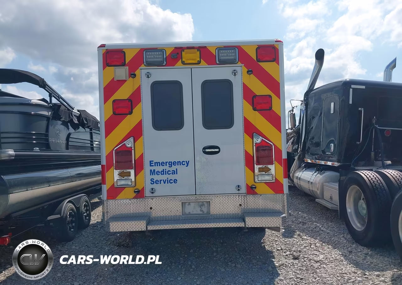 2015 Ford F-450 Chassis Xlt VIN:1FDUF4GT9FEA83748 - 16