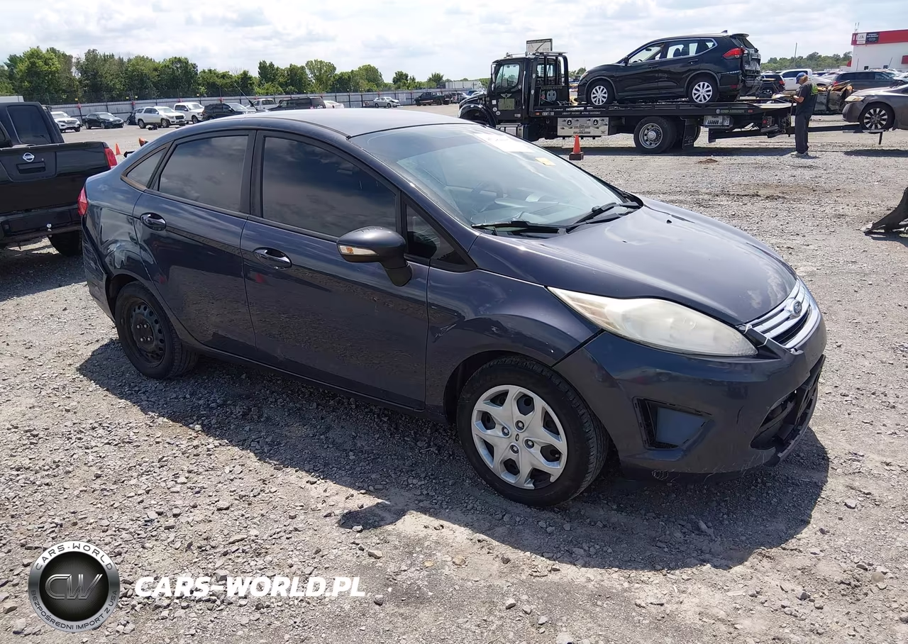 2013 Ford Fiesta Se – zdjęcie 1 z 13
