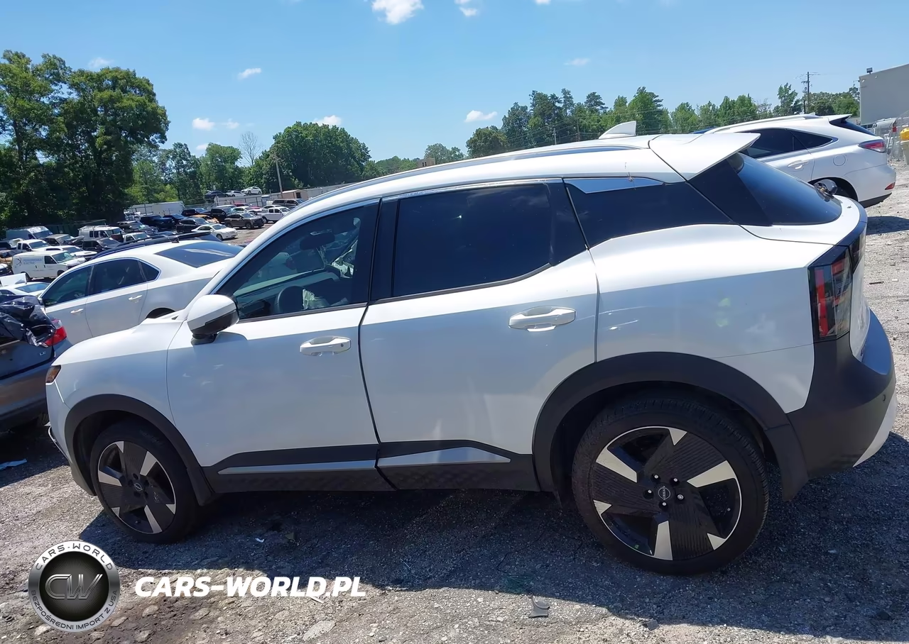 2025 Nissan Kicks Sr Fwd VIN:3N8AP6DA0SL435519 - 14