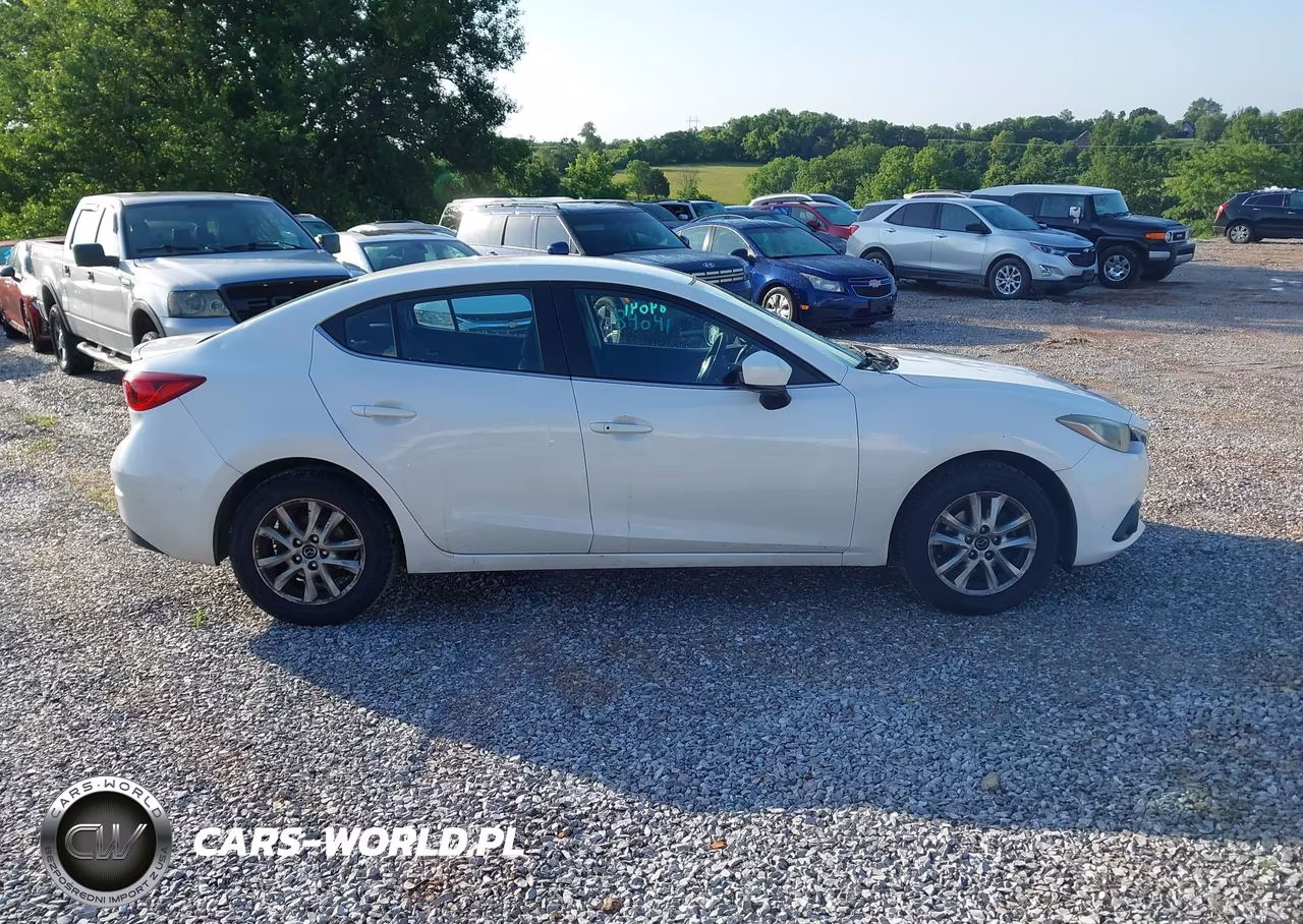 2015 Mazda Mazda3 I Touring VIN:JM1BM1V76F1271107 - 13