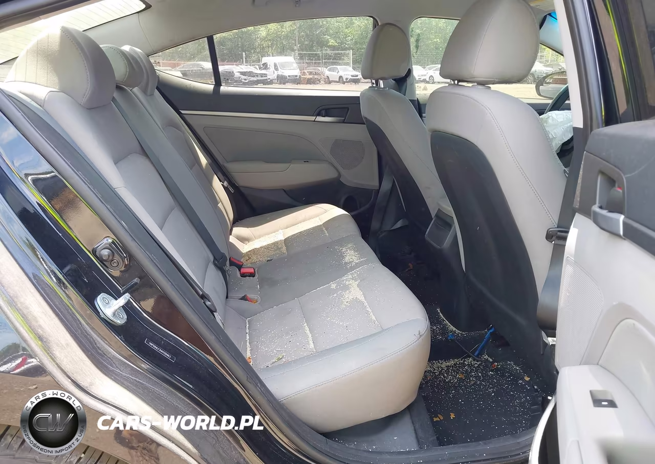 2017 Hyundai Elantra Se VIN:5NPD84LF2HH109463 - 8