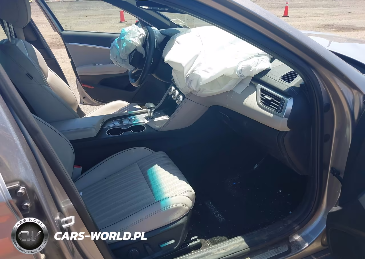 2023 Genesis G70 2.0T Awd VIN:KMTG34TA5PU132239 - 5