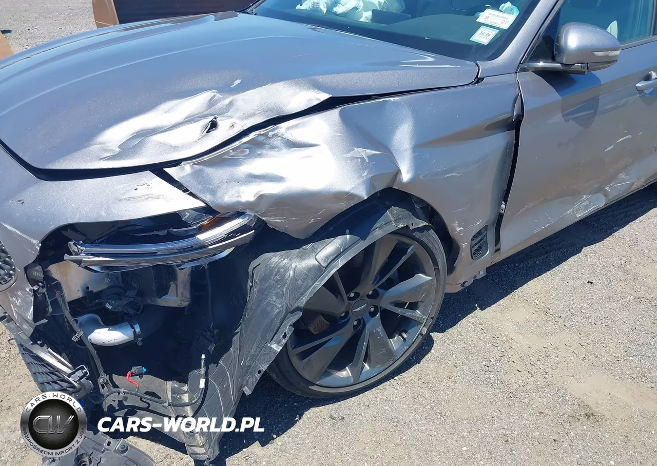 2023 Genesis G70 2.0T Awd VIN:KMTG34TA5PU132239 - 6