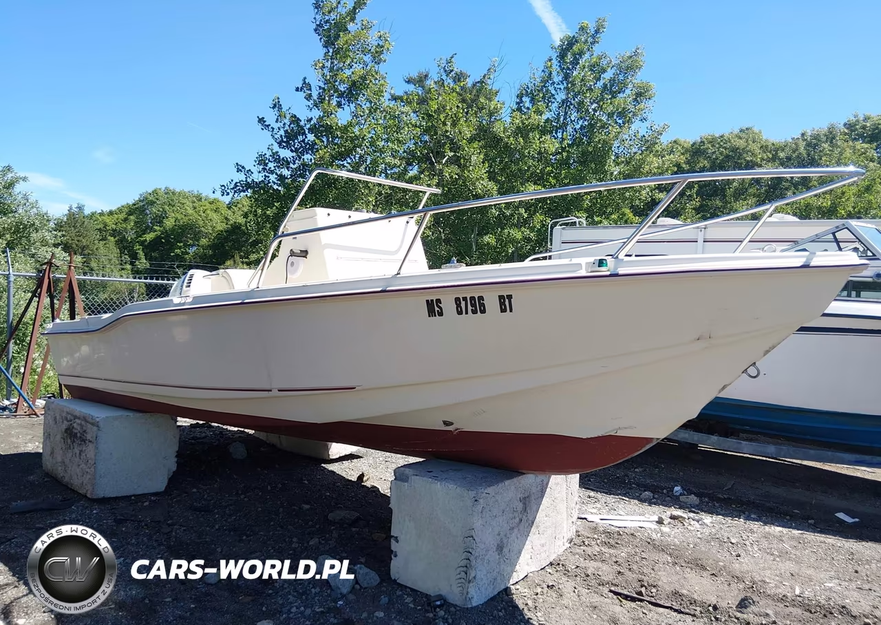 1994 Scout Fishing Boat