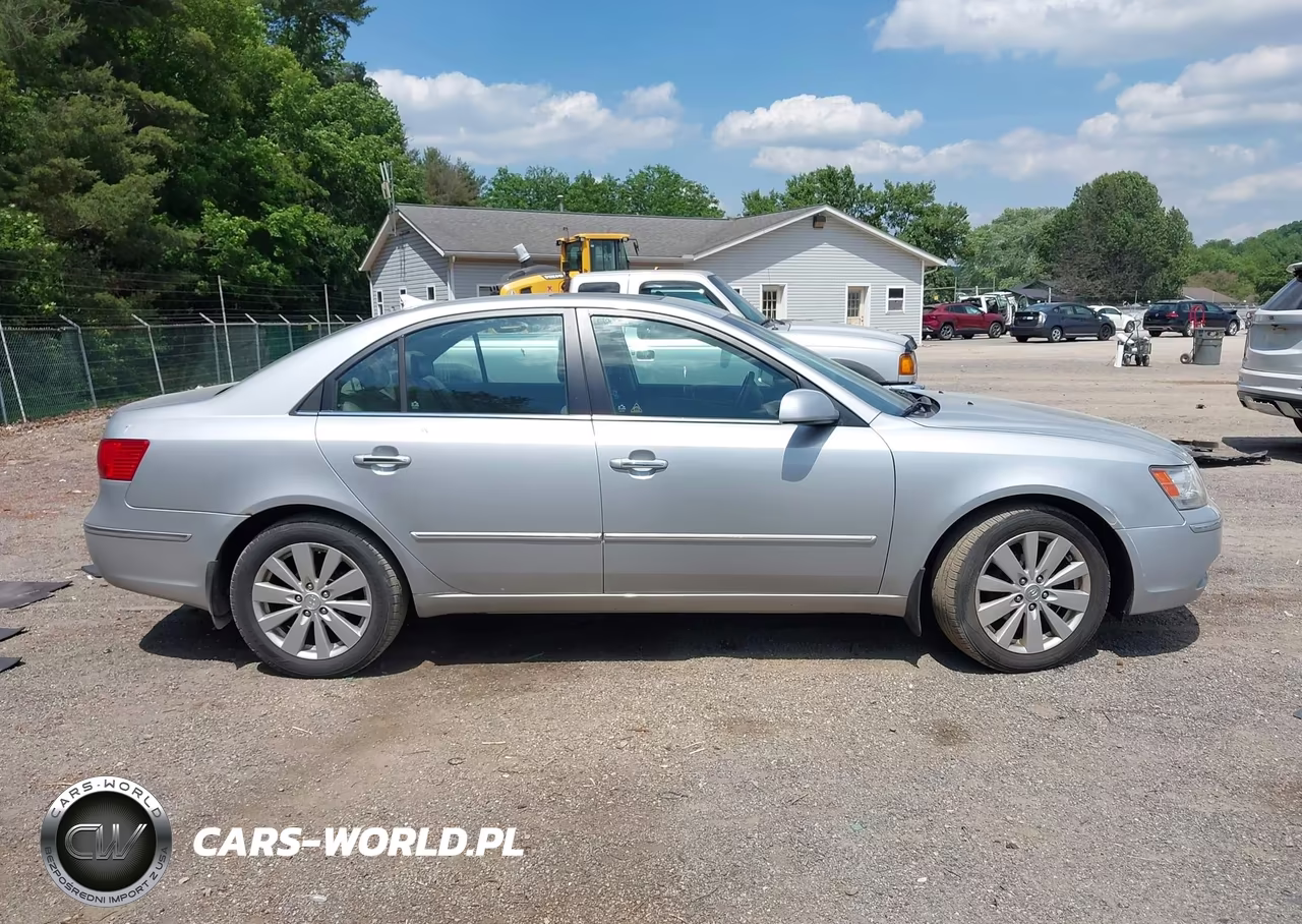 2010 Hyundai Sonata Limited VIN:5NPEU4AC9AH623521 - 13