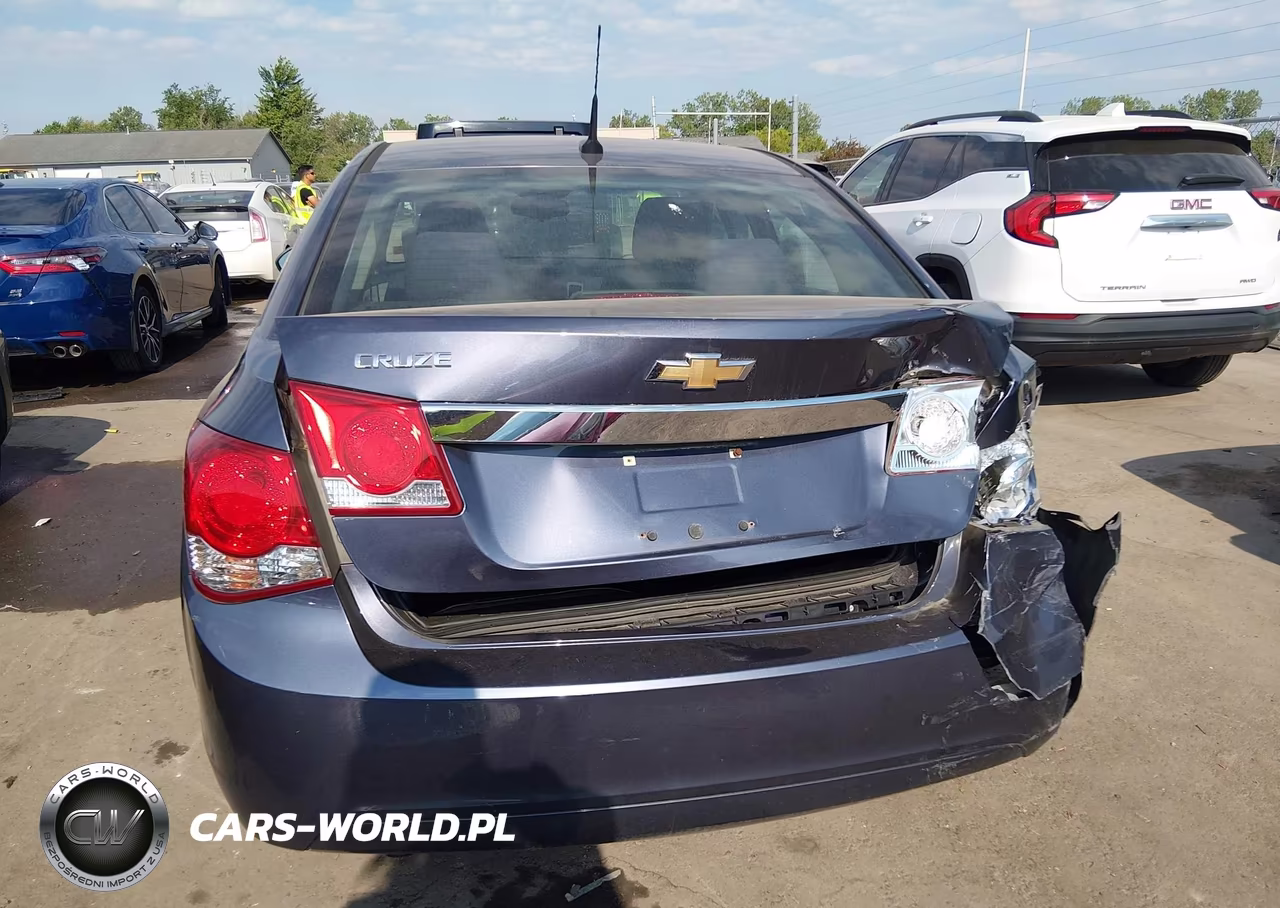 2013 Chevrolet Cruze Ls Auto VIN:1G1PA5SH3D7257087 - 16
